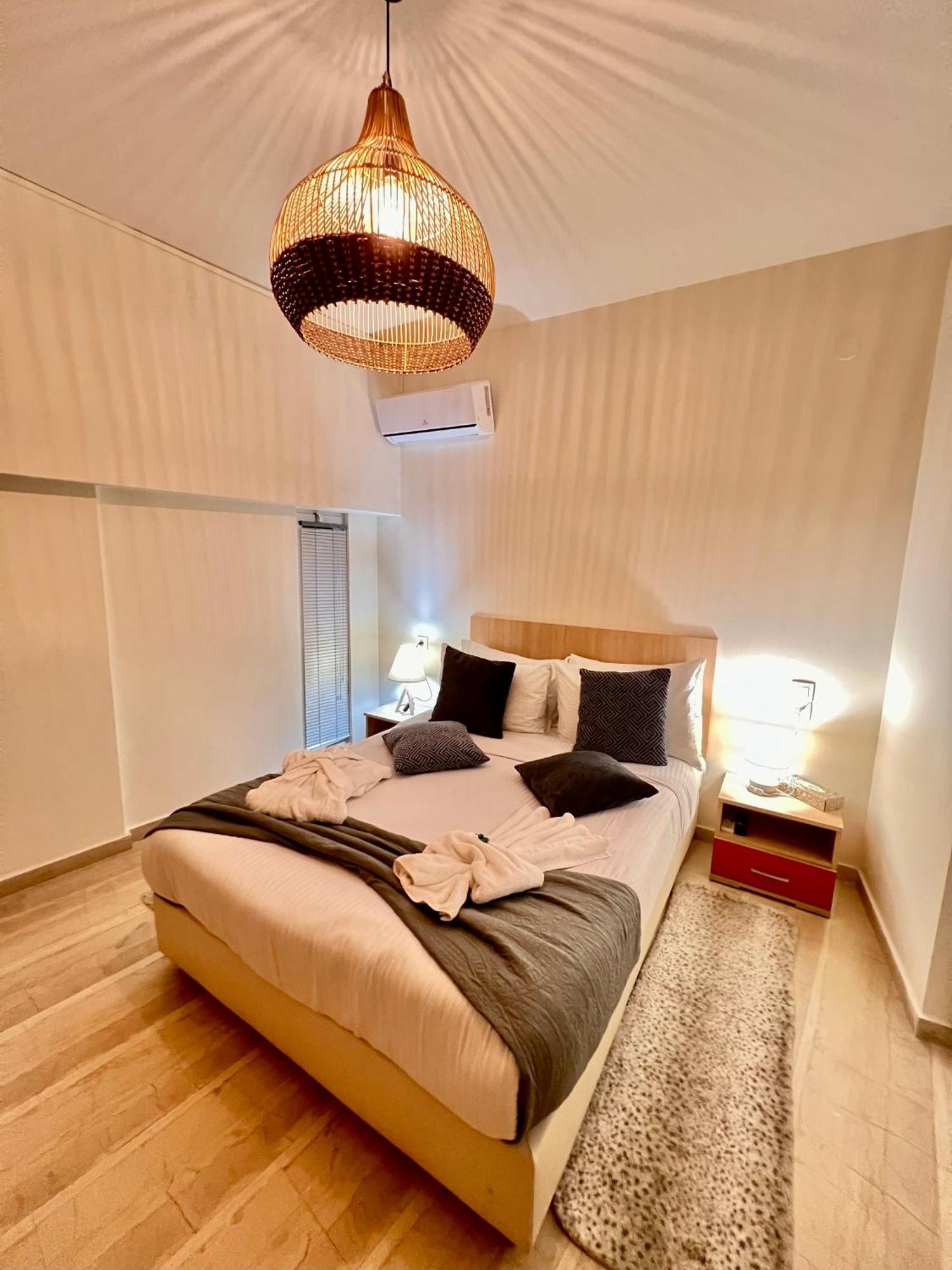 Central Studio Semi-Basement Heraklion  Ngoại thất bức ảnh