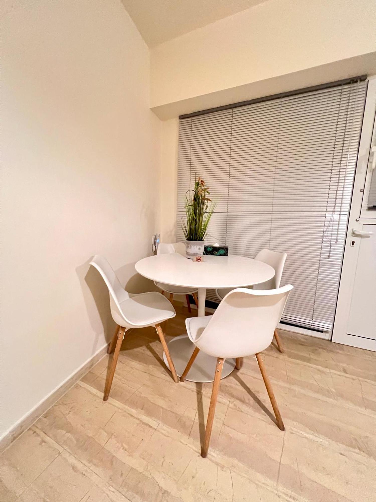Central Studio Semi-Basement Heraklion  Ngoại thất bức ảnh